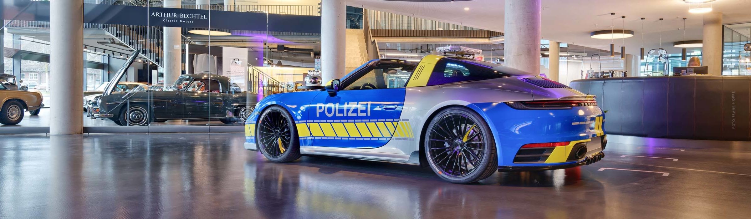 V8 HOTEL Motorworld Region Stuttgart